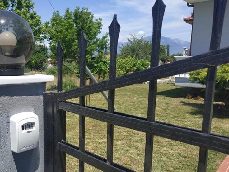 Deppy'S House Κοντά Στα Λουτρά Πόζαρ Apartman Chrysi Kültér fotó