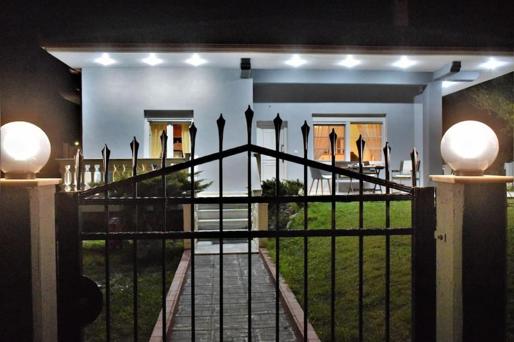 Deppy'S House Κοντά Στα Λουτρά Πόζαρ Apartman Chrysi Kültér fotó