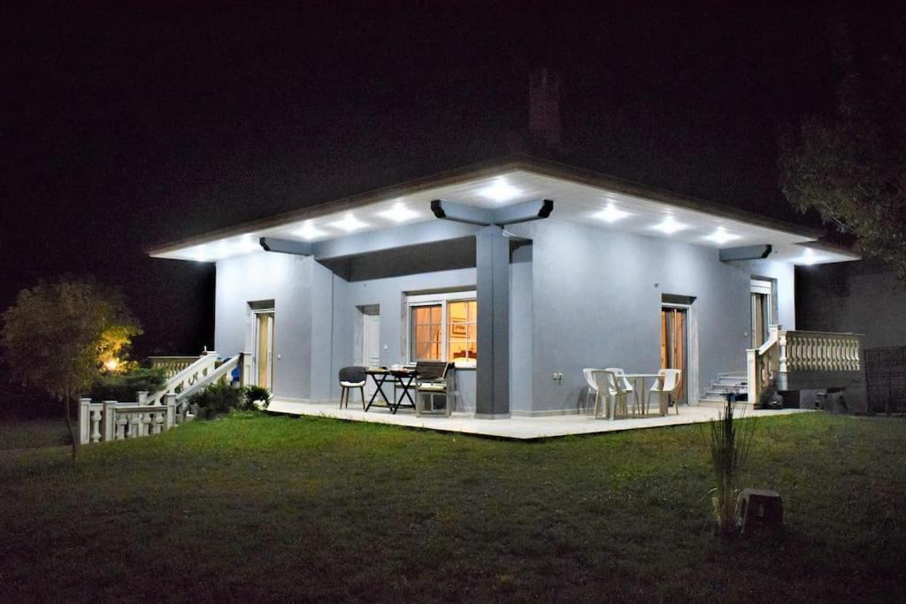 Deppy'S House Κοντά Στα Λουτρά Πόζαρ Apartman Chrysi Kültér fotó